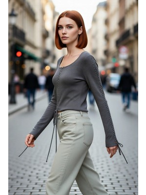 PayBuy Kadın Bağcık Detaylı Fitted Triko Kazak Kış ve Sonbahar Şıklığı Için Mükemmel Bir Parça Kaliteli