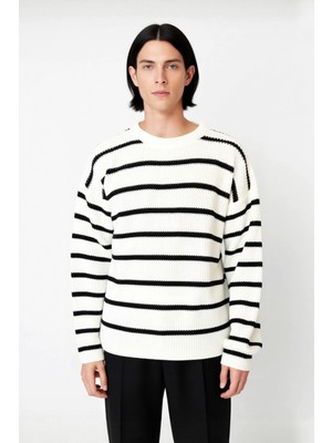 Ersefa Modern Erkek Gri Çizgili Oversize Bisiklet Yaka Akrilik Uzun Kollu Kış Kombinlerinin Vazgeçilmezi