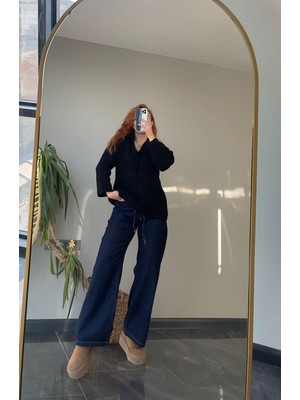 Çiğdem Sonkur Bağcık Detaylı Mavi Jean