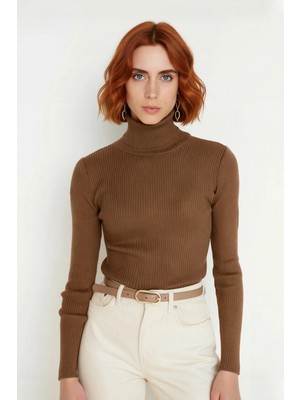 Ersefa Kadın Fitted Balıkçı Yaka Akrilik Triko Kazak Soğuk Günler Için Uzun Kollu Şık ve Modern Seçenek