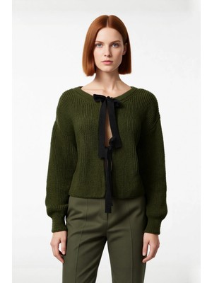 Ersefa Kadın Düşük Kol Crop Boy Selanik Örgü Çift Taraflı Kurdele Detaylı Regular Kalıp Akrilik Triko Kazak