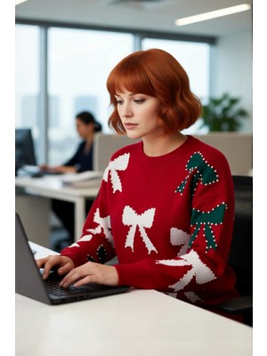 FRM Kadın Yılbaşı Temalı Incili Fiyonk Desenli Bisiklet Yaka Uzun Kol Kalın Regular Fit Akrilik Kazak