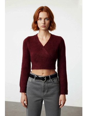 Ersefa Kadınlara Özel Fitilli Kruvaze Crop Triko Kazak Serin Havalarda Şıklığı ve Konforu Bir Arada Sunar