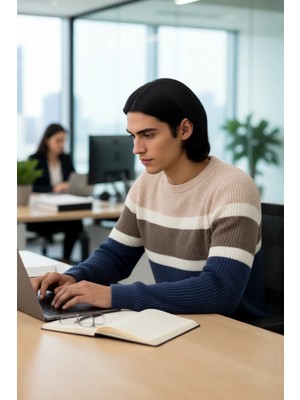 FRM Erkek Casual Ortamlar Için Fitted Kalıp Kalın Kışlık Bisiklet Yaka Triko Kazak Modeli. Kaliteli