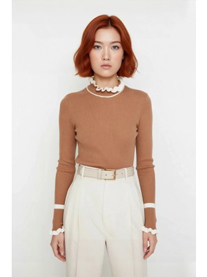 Ersefa Kadın Triko Fitted Kalıp Dik Yaka Fitilli Renk Bloklu Uzun Kollu Kazak Günlük Tarzın Modern Hali