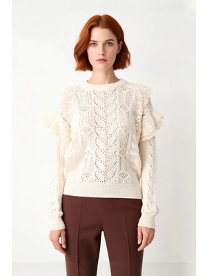 Ersefa Kadın Regular Kalıp Dantelli Işlemeli Bisiklet Yaka Uzun Kollu Triko Kazak Casual Tarz Kaliteli