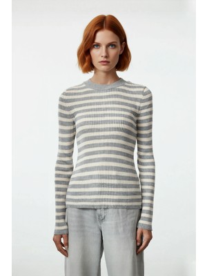 Ersefa Kadın Çizgili Triko Fitted Uzun Kol Bisiklet Yaka Akrilik Basic Casual Günlük Kazak Kaliteli