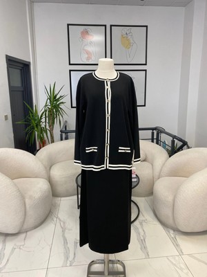 Nurcan Çetin Düğmeli Triko Takım