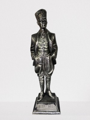 Peramari Dekoratif Polyester Atatürk Heykeli 48 cm Gümüş-Eskitme