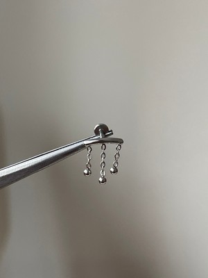 Rupen Kraft 316 L Cerrahi Gümüş Renk Çelik Toplu Zincir Detaylı Sallantılı Kıkırdak Piercingi