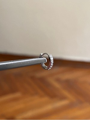 Rupen Kraft 316 L Cerrahi Çelik Zirkon Taşlı Halka Detaylı Kıkırdak Helix Tragus Piercingi