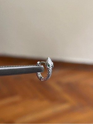 Rupen Kraft 316 L Cerrahi Çelik Zirkon Taşlı Yılan Detaylı Kıkırdak Helix Tragus Piercingi