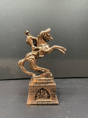 Peramari Dekoratif Polyester Atatürk Onur Anıtı Heykeli Bronz