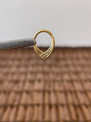 Rupen Kraft 316 L Cerrahi Çelik Anti Alerjik Piramit Model 8 mm x 1.2mm Kilitli Halka Piercing