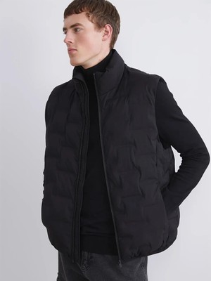 LC Waikiki Standart Kalıp Dik Yaka Erkek Şişme Yelek  (W5)