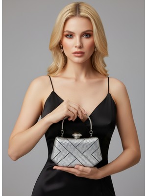 Biçanta Gümüş Siyah Renk Taşlı İnci Detaylı Kadın Abiye Çanta Orta Boy El Yapımı Şık Gece Kullanımı