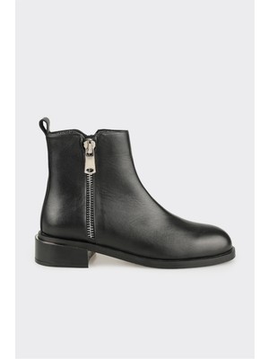 Elle Siyah Deri Kadın Klasik Bot