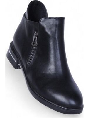 Ayakcenter BY16 Cilt Siyah Ayışığı Kadın Düz Bot