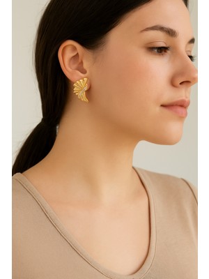 Pirlento Kanat Model Zirkon Taş Detaylı Roze Gold Kadın Küpe – Zarif, Anlamlı ve Dayanıklı Tasarım