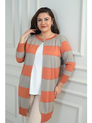 By Saygı Kadın Enine Kalın Çizgili Büyük Beden Hırka