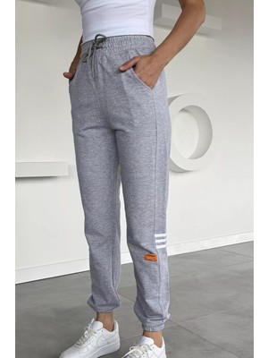 Gülseli Kadın Bel ve Paça Lastikli Amblem Detaylı Eşofman Altı P-00018641