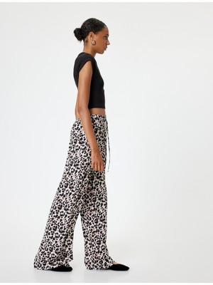 Koton Leopar Desenli Pantolon Beli Bağcıklı Viskon Kumaş