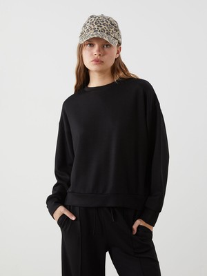 Lc Waikiki Yeni Sezon Bisiklet Yaka Oversize Kadın Sweatshirt