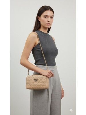Kadın Kapitone Çapraz Çanta – Zincir Askılı, Mini Boy