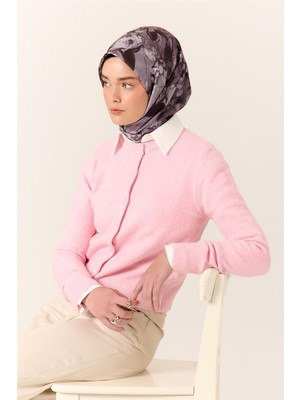 Silk Home İnce Pamuk Soft Eşarp Pastel Mor-Siyah Desenli Kolay Şekil Alan 90x90