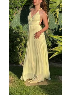 Lefon Pileli Sırtı  Açık Elbise