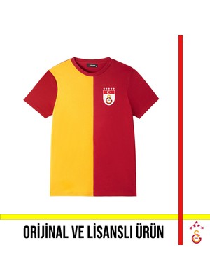 Galatasaray Lisanslı 5 Yıldızlı Parçalı Bayrak Logolu T-Shirt