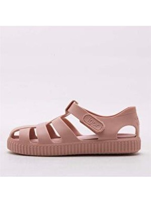 Igor Bebek Çocuk Sandalet Ten Rengi PVC Malzeme ile Erkek Çocuklar için Güvenli ve Esnek