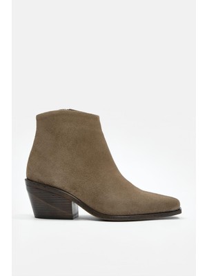 Nilufarr Vargas Vizon Süet Hakiki Deri Kısa Topuklu Bot