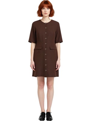 Ersefa Kadın Kahverengi Düz Desen Kısa Kol A Line Dokuma Elbise Modern Mini Boy Ofis ve Günlük Kullanım