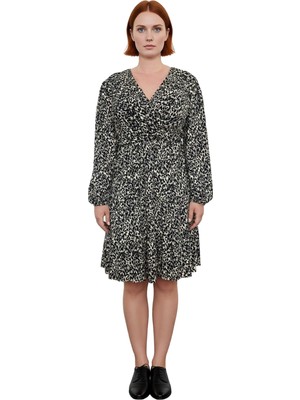 Ersefa Kadın Büyük Beden A Line Mini Elbise Uzun Kollu V Yaka Örme Kumaş Hareketli Desenli Modern