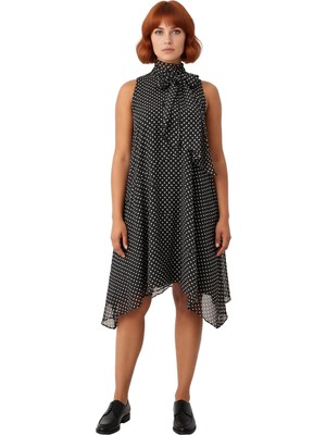 Ersefa Kadın Büyük Beden Siyah Puantiyeli Fular Yaka Dokuma A Line Kolsuz Midi Elbise Şık Kaliteli
