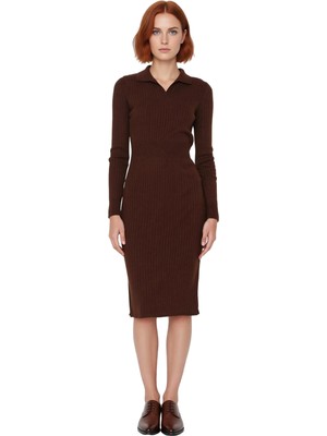 Ersefa Kadın Triko Bodycon Midi Uzun Kol Polo Yaka Düz Elbise Şık ve Modern Kış Giyimi Rahat Kullanım