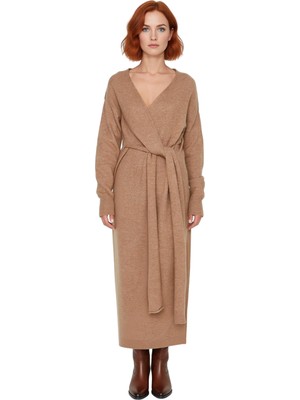 Ersefa Kadın Düz Desen Kruvaze Kesim Triko Midi Elbise Uzun Düşük Kol Detaylı Kış Giyim Şıklığı Kaliteli