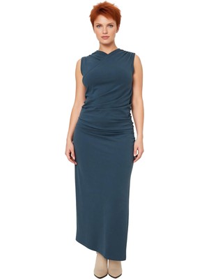 Ersefa Kadın Kruvaze Yaka Yanları Büzgülü Kolsuz Maxi Boy Örme Kumaş Esnek Shift Kalıp Büyük Beden Elbise