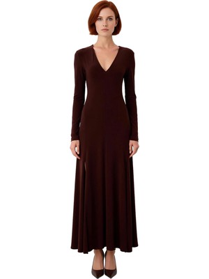 Ersefa Kadın V Yaka Bodycon Kesim Uzun Kollu Maxi Boy Yırtmaç Detaylı Düz Örme Elbise Zarif Stil Kaliteli