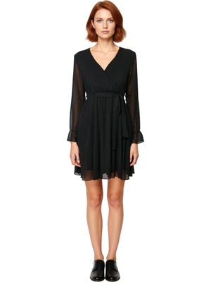 Ersefa Kadınlar Için Siyah Skater Mini Şifon Elbise Kruvaze Yaka ve Balon Kol Detaylı Şıklık Kaliteli