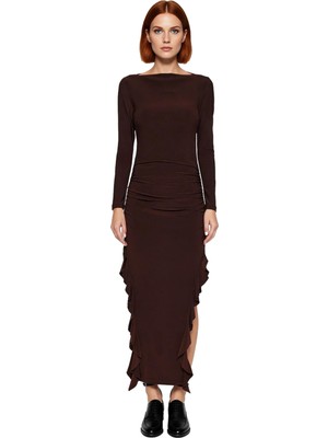 Ersefa Kadın Uzun Kollu Kayık Yaka Eteği Fırfırlı Bodycon Maxi Elbise Modern ve Zarif Kış Stili Kaliteli