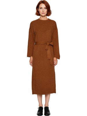 Ersefa Kadınlar Için Konforlu Bisiklet Yaka A Line Kuşaklı Triko Maxi Elbise Düz Desen Kışlık Günlük Stil