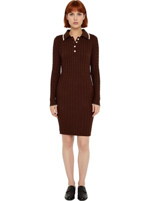 Ersefa Kadın Uzun Kollu Polo Yaka Bodycon Kahverengi Triko Mini Elbise Şık ve Konforlu Günlük Stil
