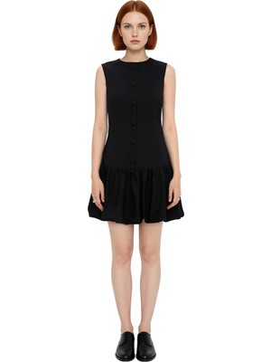 Ersefa Kadın Bisiklet Yaka Düz Desen Skater Kesim Kolsuz Düğme Detaylı Kısa Elbise Yaz Aylarının Yıldızı