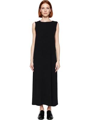 Ersefa Kadın Kolsuz Aerobin Dokuma Shift Maxi Elbise Bisiklet Yaka Düz Desen Günlük Şıklığın Anahtarı