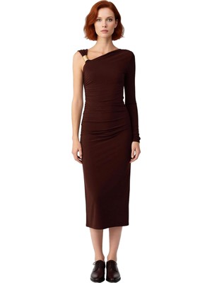 Ersefa Kadın Şık Midi Boy Bodycon Asimetrik Yaka Tek Kollu Örme Elbise Aksesuar Detaylı Glam Koleksiyon