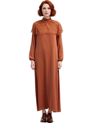 Ersefa Kadın Uzun Kol Dik Yaka Skater Elbise Dokuma Polyester Kumaş Şık Gece Kombinlerinin Vazgeçilmezi