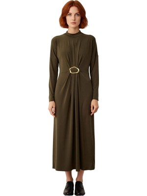 Ersefa Kadın Uzun Kollu Bodycon Kesim Örme Sandy Maxi Elbise Dik Yaka Detaylı Zarif ve Rahat Stil