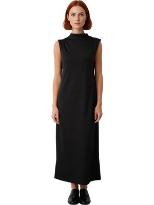 Ersefa Kadın Dalgıç Örme Kumaş Dik Yaka Kolsuz Shift Maxi Elbise Zamansız Şıklık ve Rahatlık Sağlar